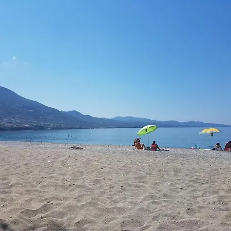 Spacious Retreat Σπίτι διακοπών