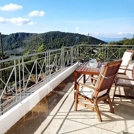 Spacious Retreat * Sotirianika