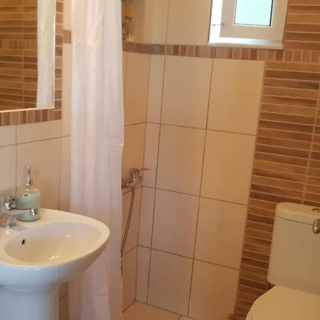 Spacious Retreat بيت للعطل Sotirianika